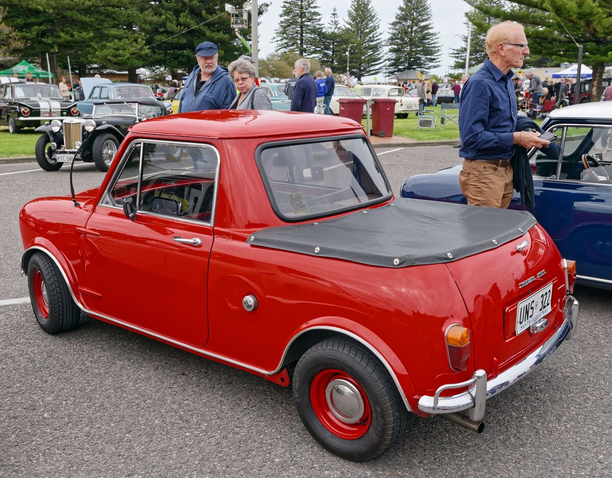 1977-1984 Morris Mini Ute. A rare example in Austr...