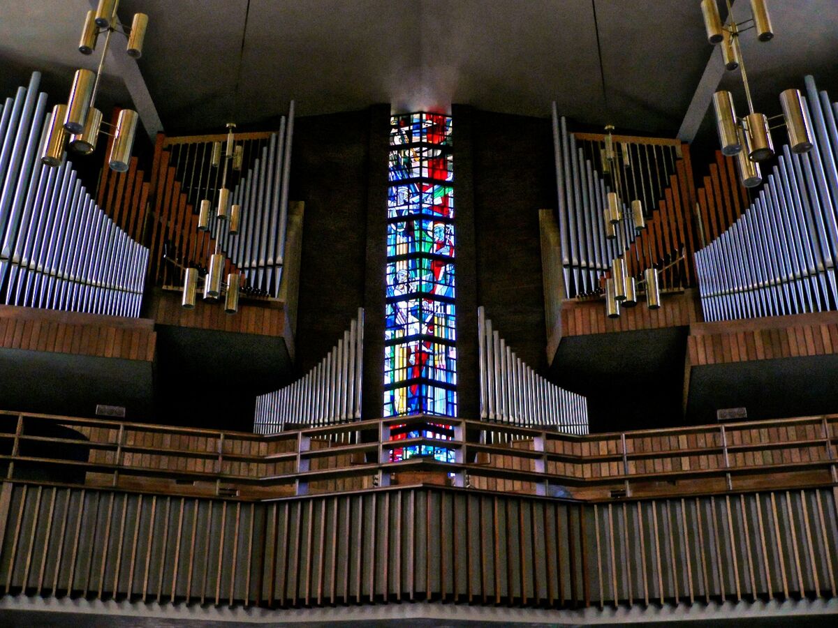 Massive pipe organ, Valparaiso University Chapel...