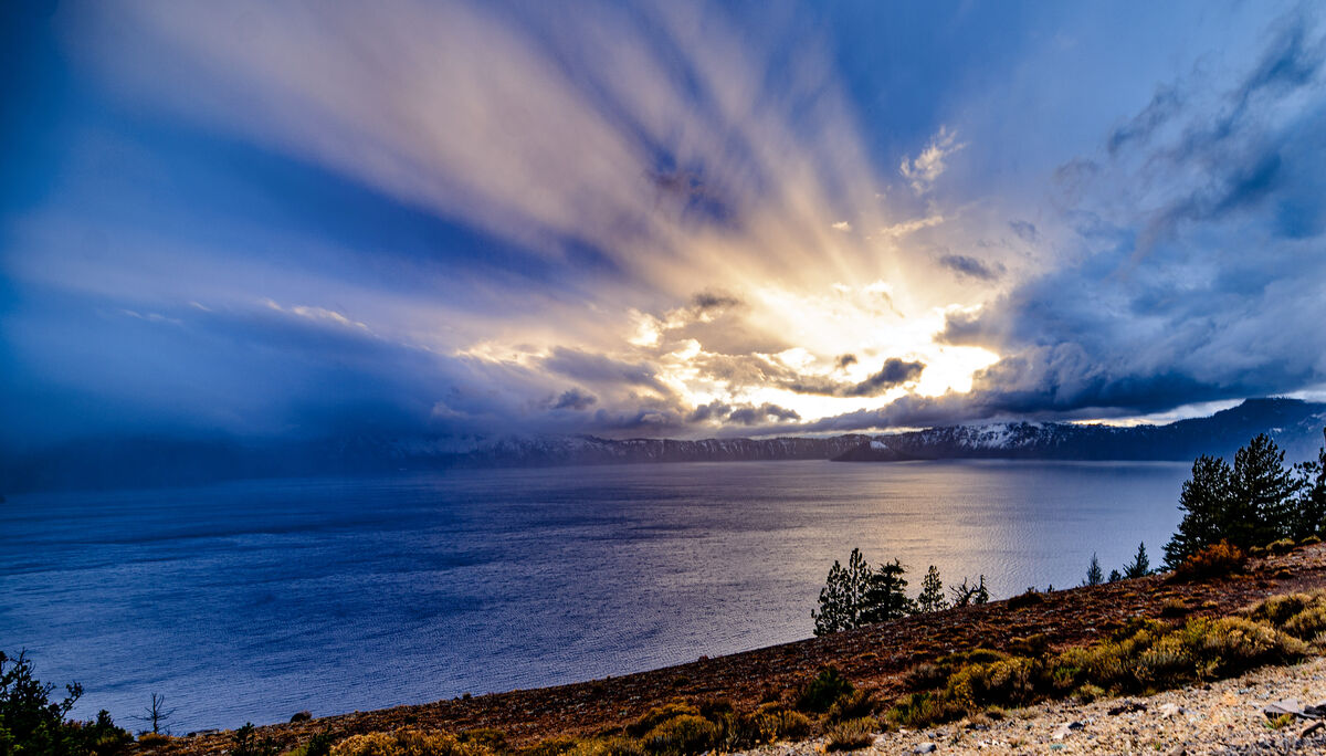 Late afternoon at Crater Lake [D600]...