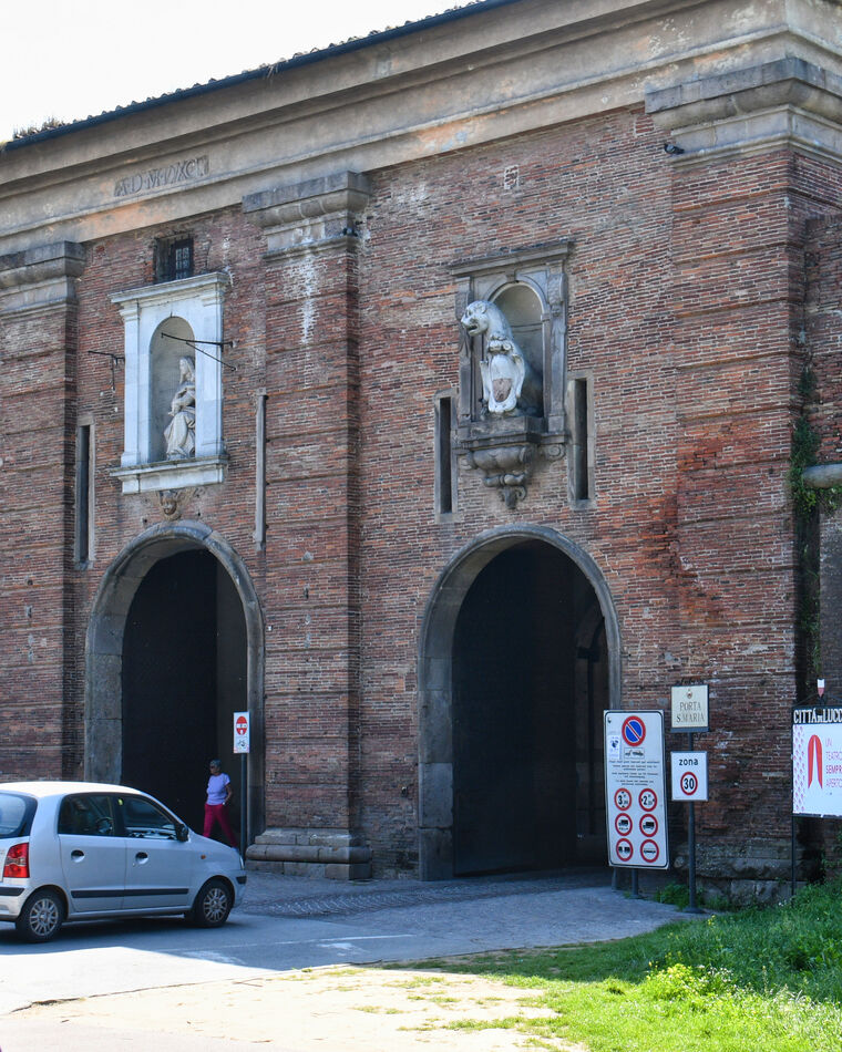 The Porta Di Santa Maria. It was established betwe...