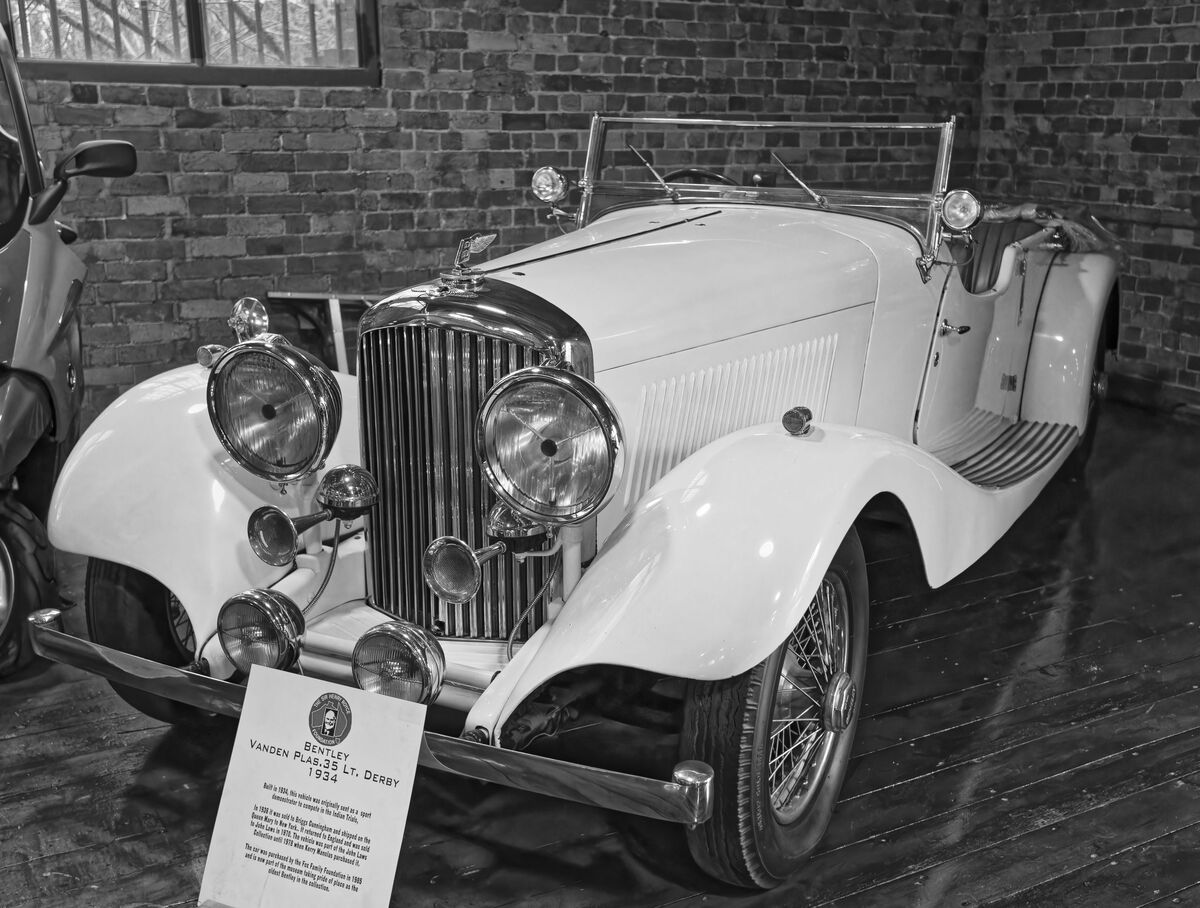 1934 Bentley Vanden Plas 3.5 litre....