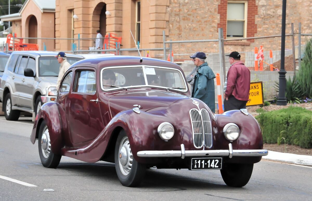 1946-1950 Bristol 400...