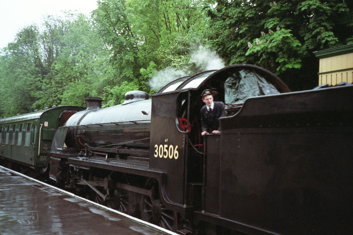 One of the steam engines of the 'Watercress Line' ...