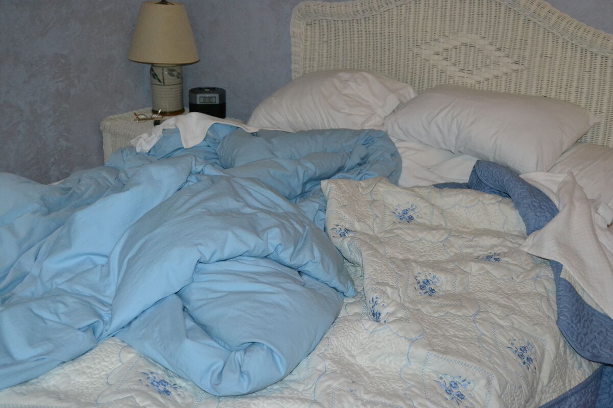 I couldn't believe the layers of bed covers...laye...