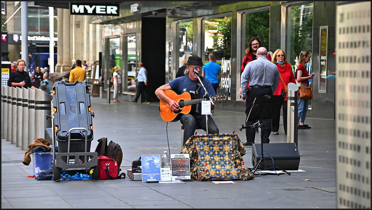 Lots of buskers, some of them were brilliant....