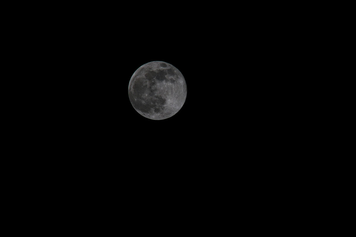 Now this is a shot of the moon taken without using...