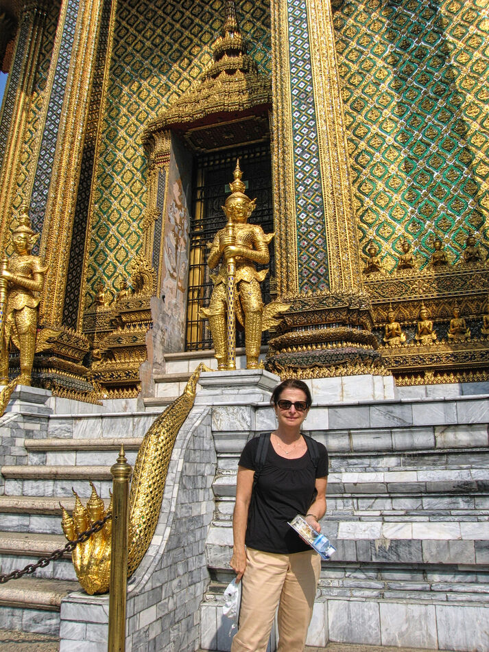Gail in front of Phra Mondop - The Buddhist Librar...