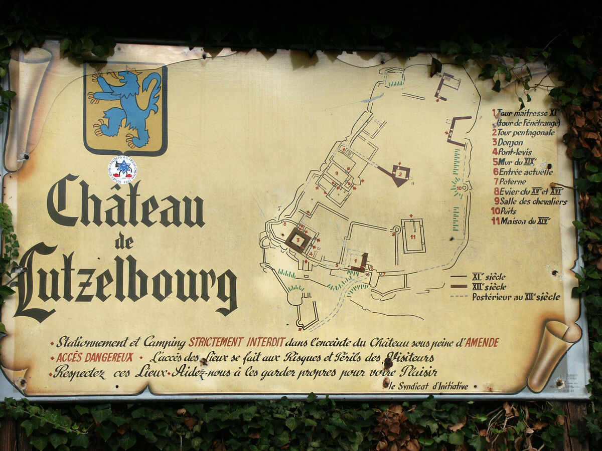 A marker at Château de Lutzelbourg at a high point...