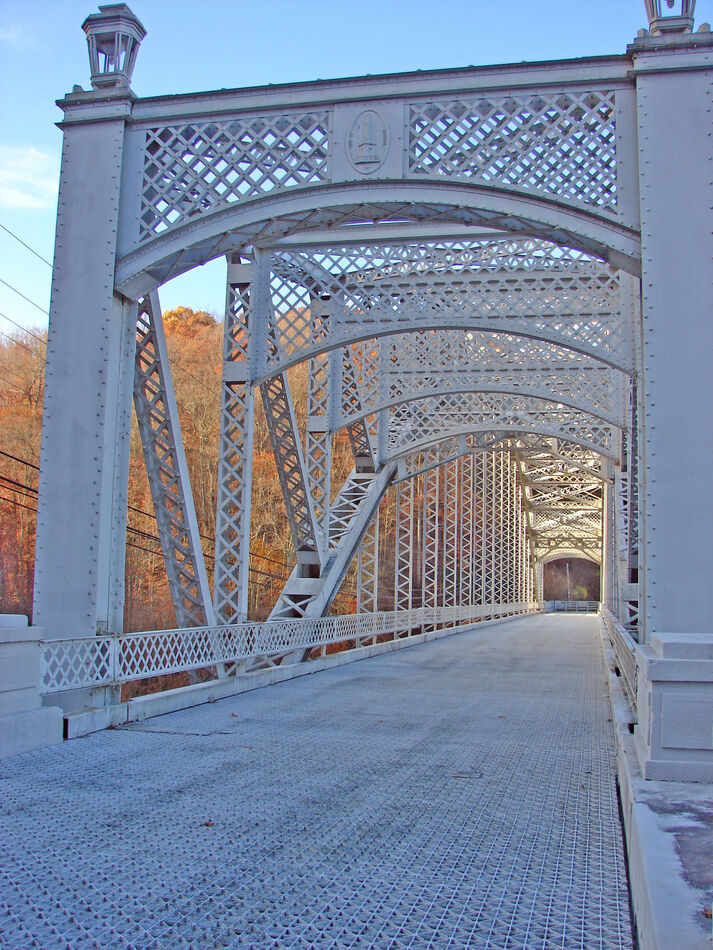 The Old Paper Mill Road Bridge, which spans the Lo...