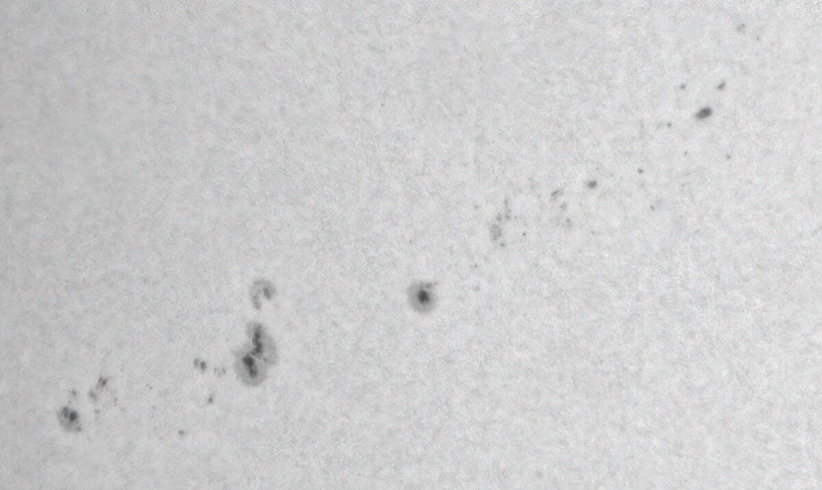 White Light - Sunspot AR3281 & 3279...