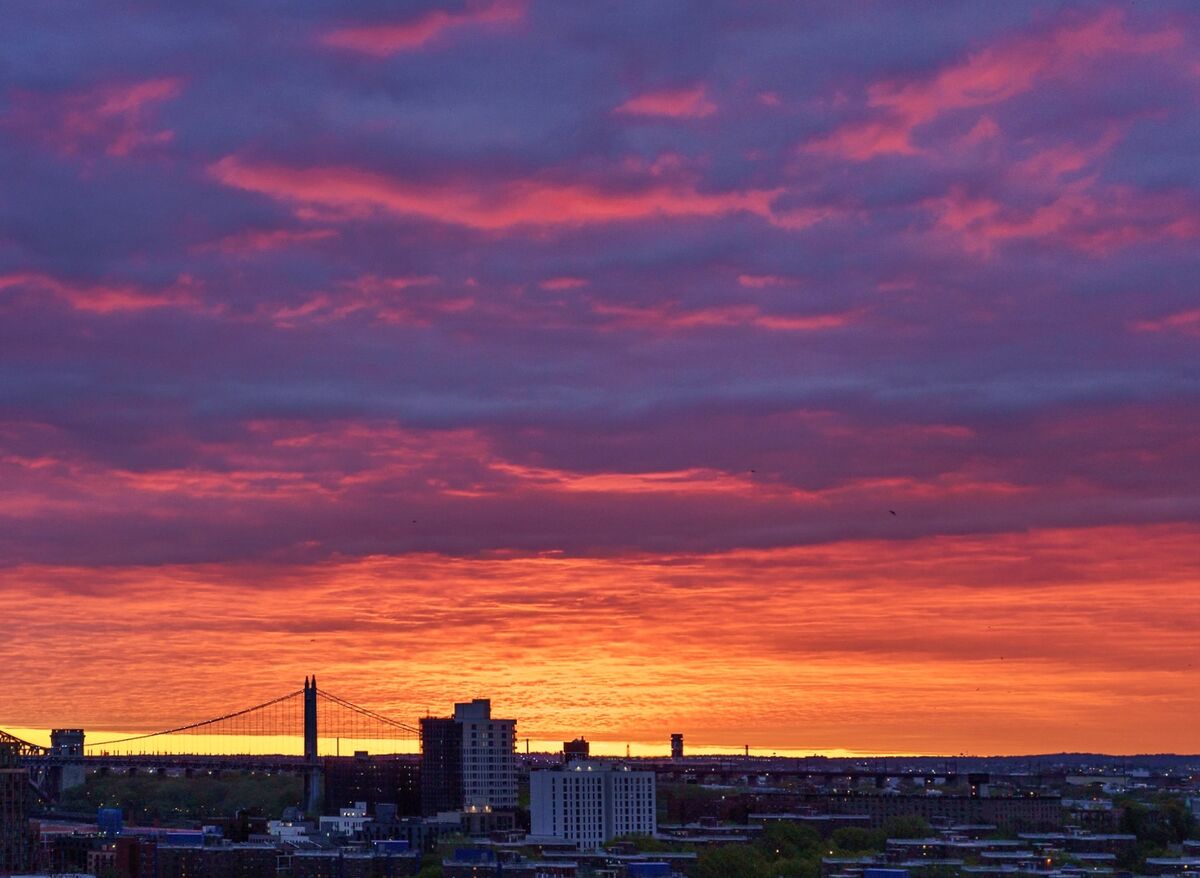 Another Sunrise From My Roof In NYC Had To Wear A Down Coat On My Roof pin-auf-nylon-ski-wild-travel