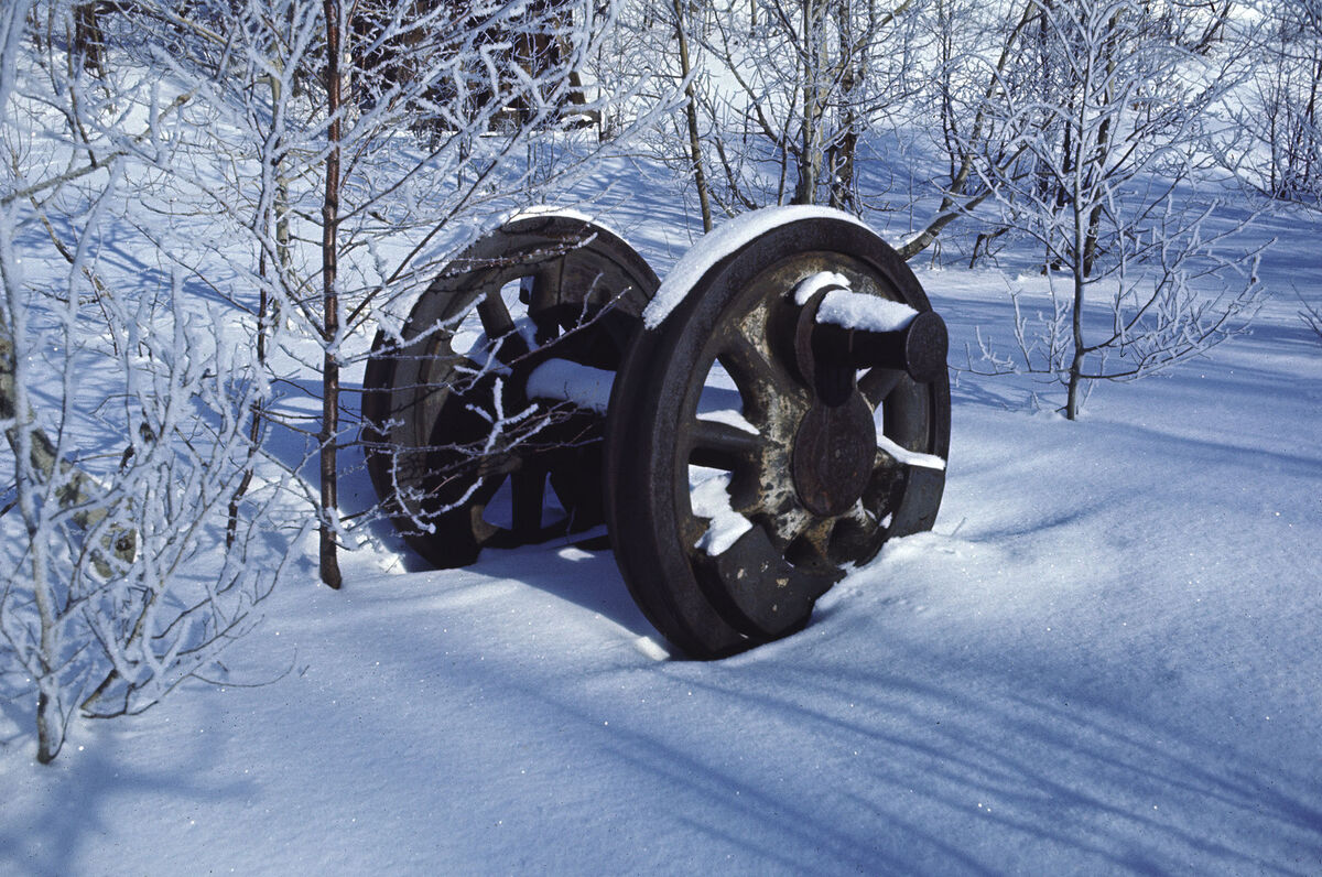 Abandoned driver wheels in the snow on Quincy Hill...