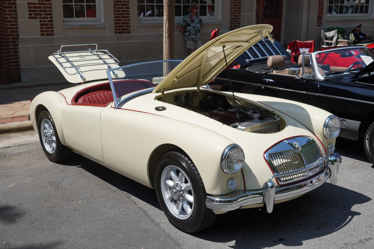 New Bern Car Show 3 Imports...