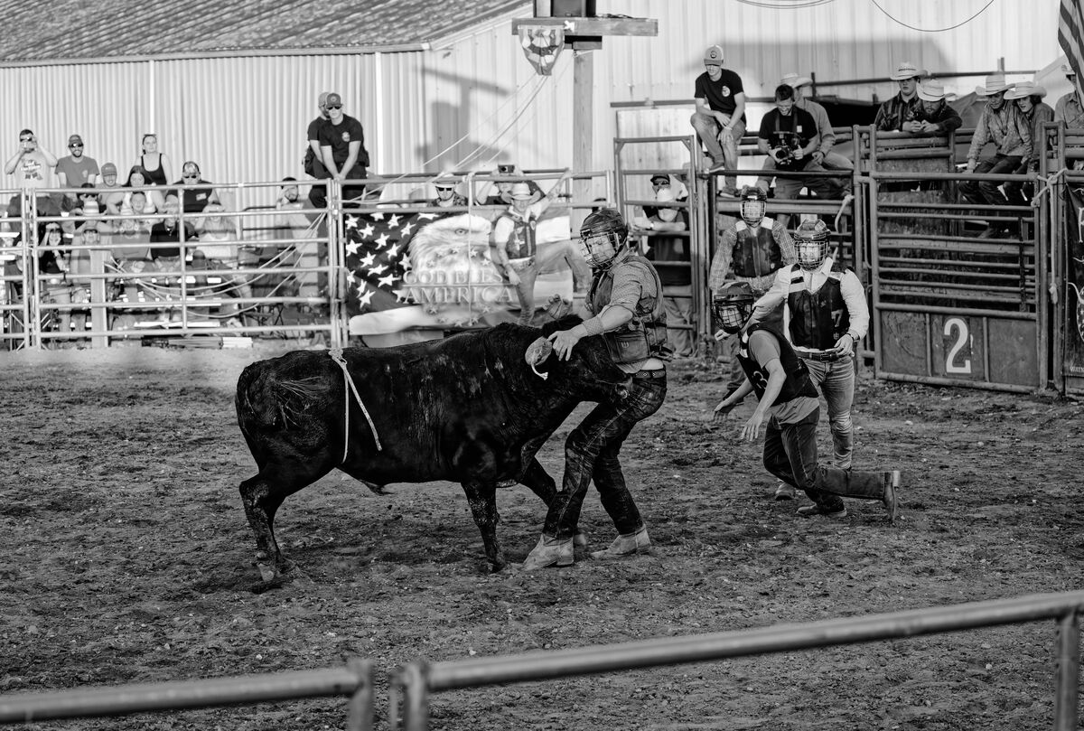 Rodeo in Waynesville, OH: Hand held with 85 mm @ f/2.8...
