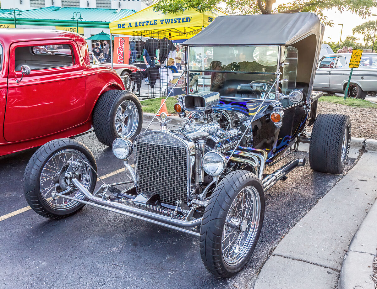 TBuckets from Milwaukee Rod and Custom Show A couple of nice T
