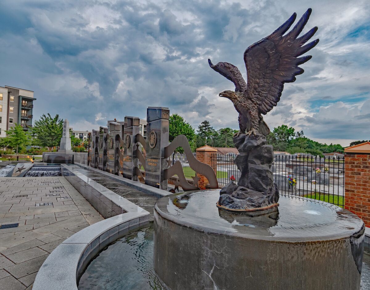 5/Veterans Memorial From A Different Angle...