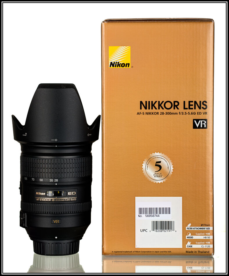 AF-S 28-300mm f/3.5-5.6G ED VR Nikkor with Nikon H...