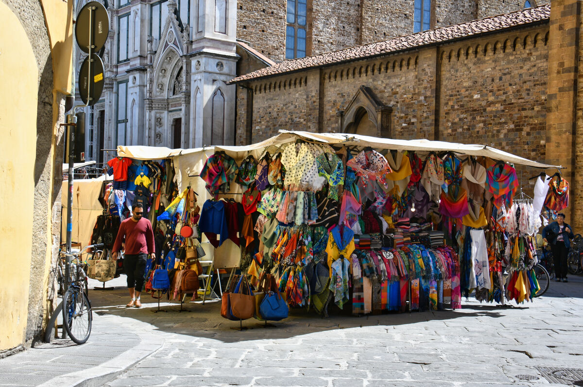 One of the many vendors in the Piazza Santa Croce...