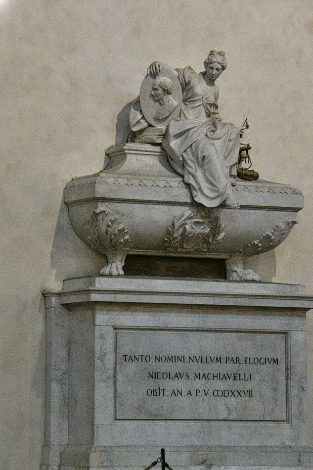 Niccolò Machiavelli by Innocenzo Spinazzi...