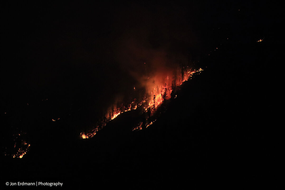 Paradise fire Montana Last night headed to Plains MT to view and shoot