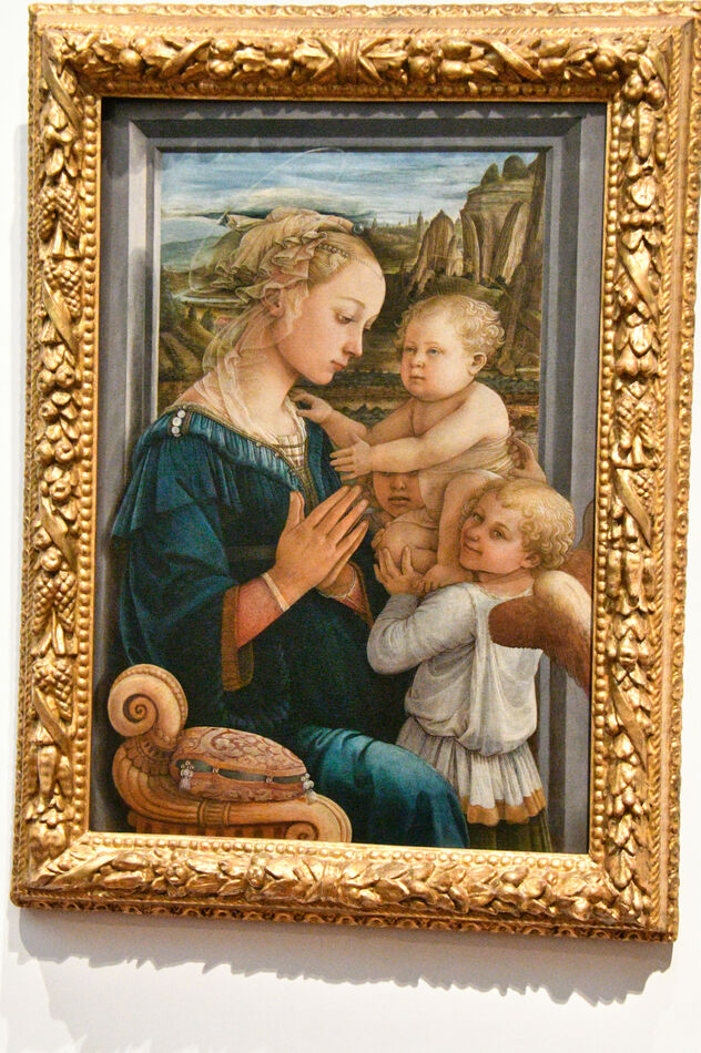 Madonna and Child with two Angels Filippo Lippi146...