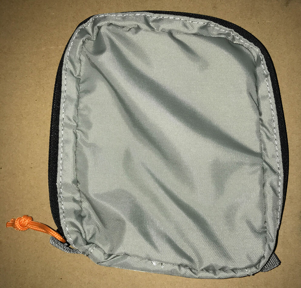  15_Reduced_Price_For Sale LOWEPRO Memory Card Wallet / Case