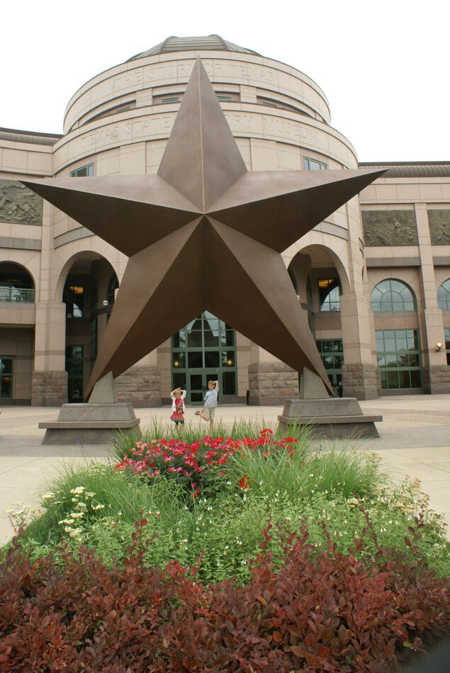 We Saw this Super large lone Star in front of a mu...