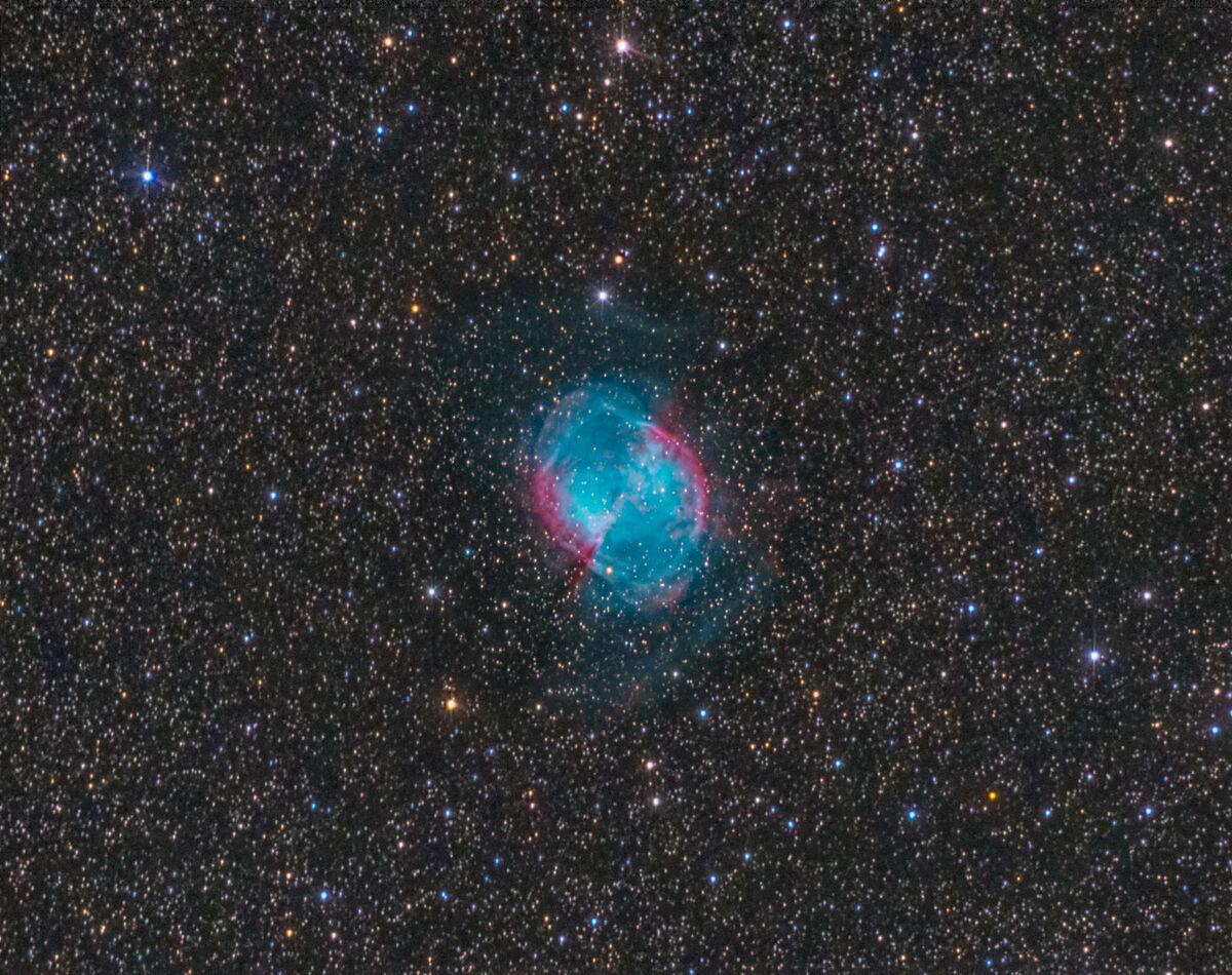 Dumbbell Nebula (M27)(DL152,A7R V,56x30sec,ISO800)...