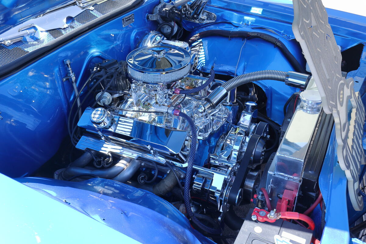 Eloy Arizona Fiestas Patrias part 3 He has more money in the hydraulic system than the engine.