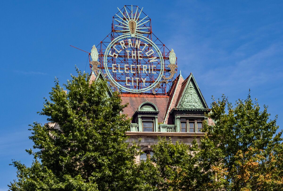 Famous Electric City sign...