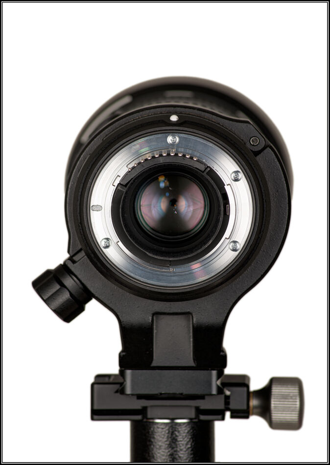 Metal Lens Mount on the  AF 70-200mm f4G ED IF VR ...