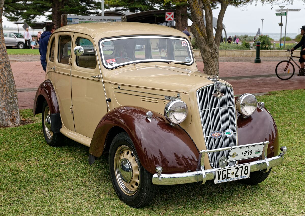 1939 Morris 10...