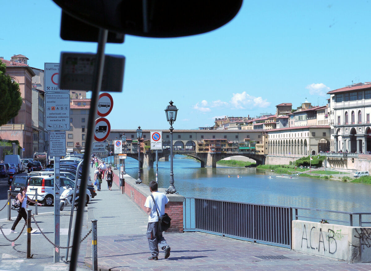 Ponte Vecchio, the oldest of Florence's bridges (b...