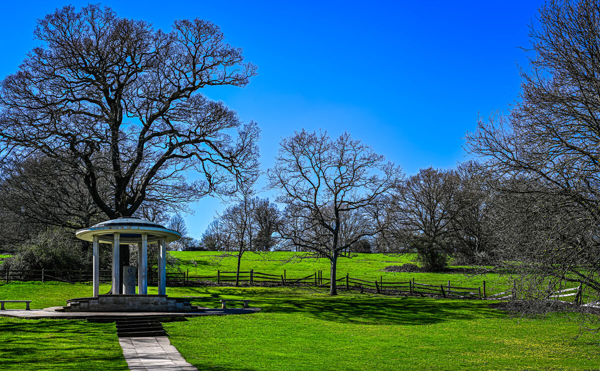 2 - Surrey/Egham - The Magna Carta monument at the...