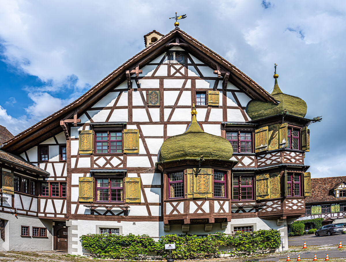 5 - Thurgau/Gottlieben - Decorative old facade of ...