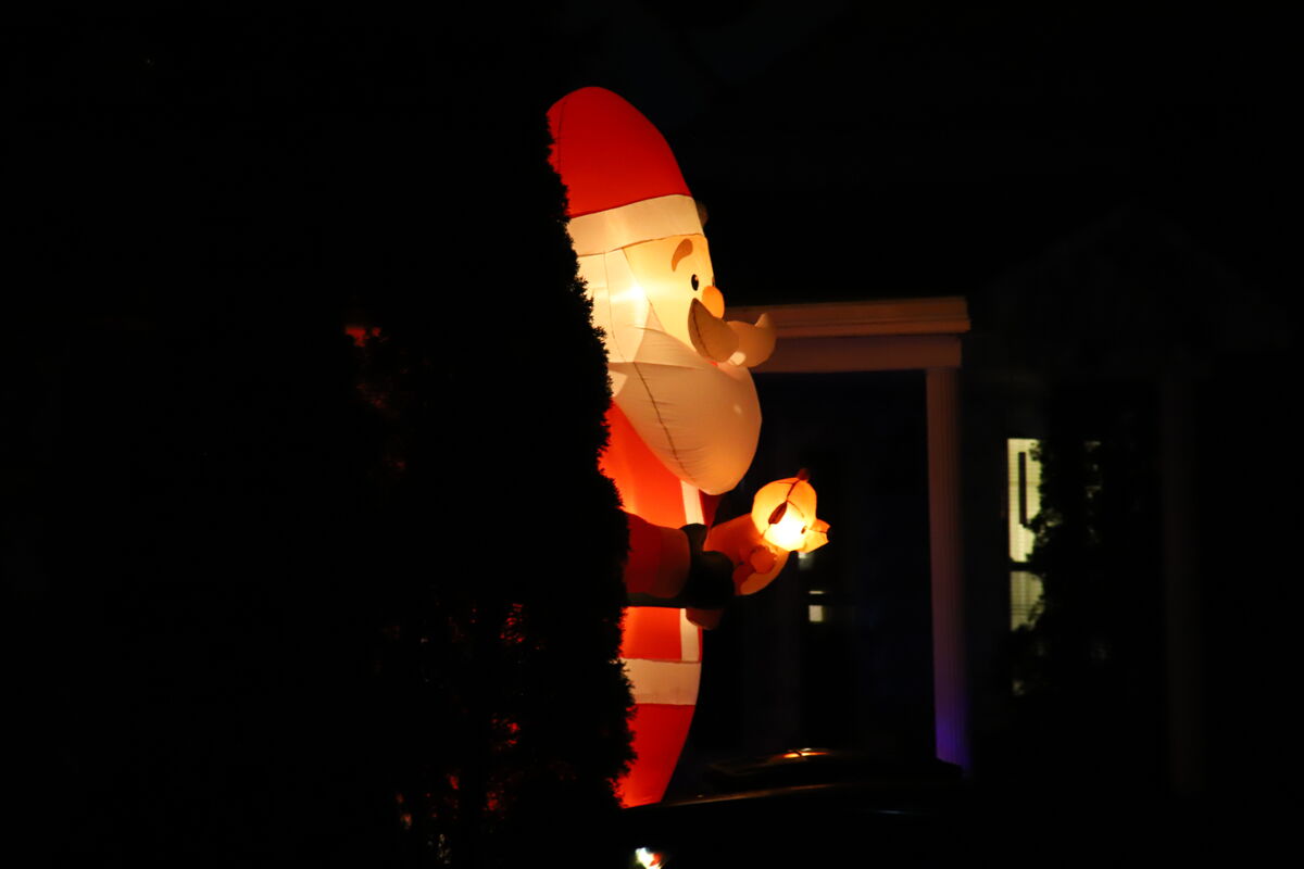 neighbors santa...