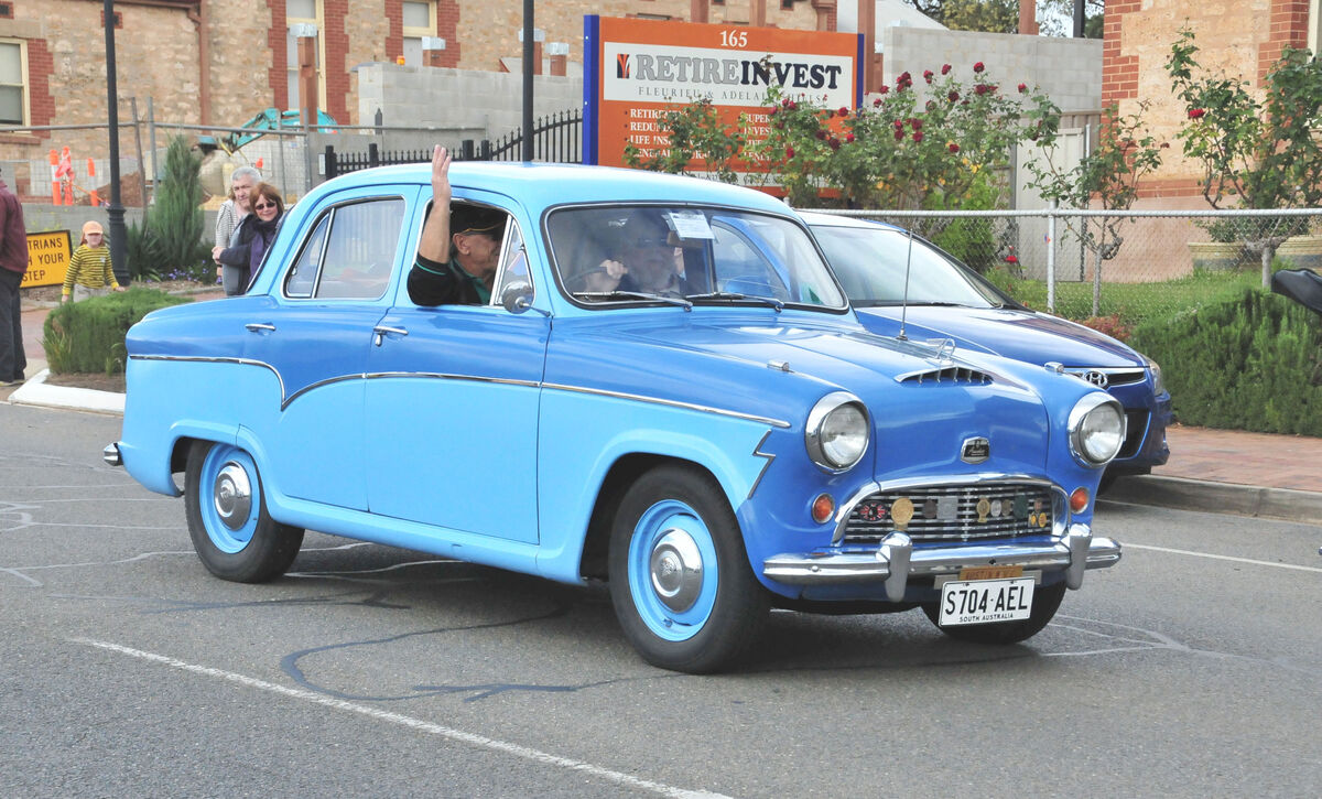 1957-1958 Austin A55 Cambridge...