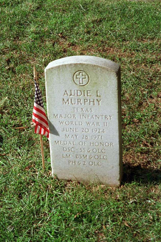Headstone of Audie Murphy, the most decorated Amer...