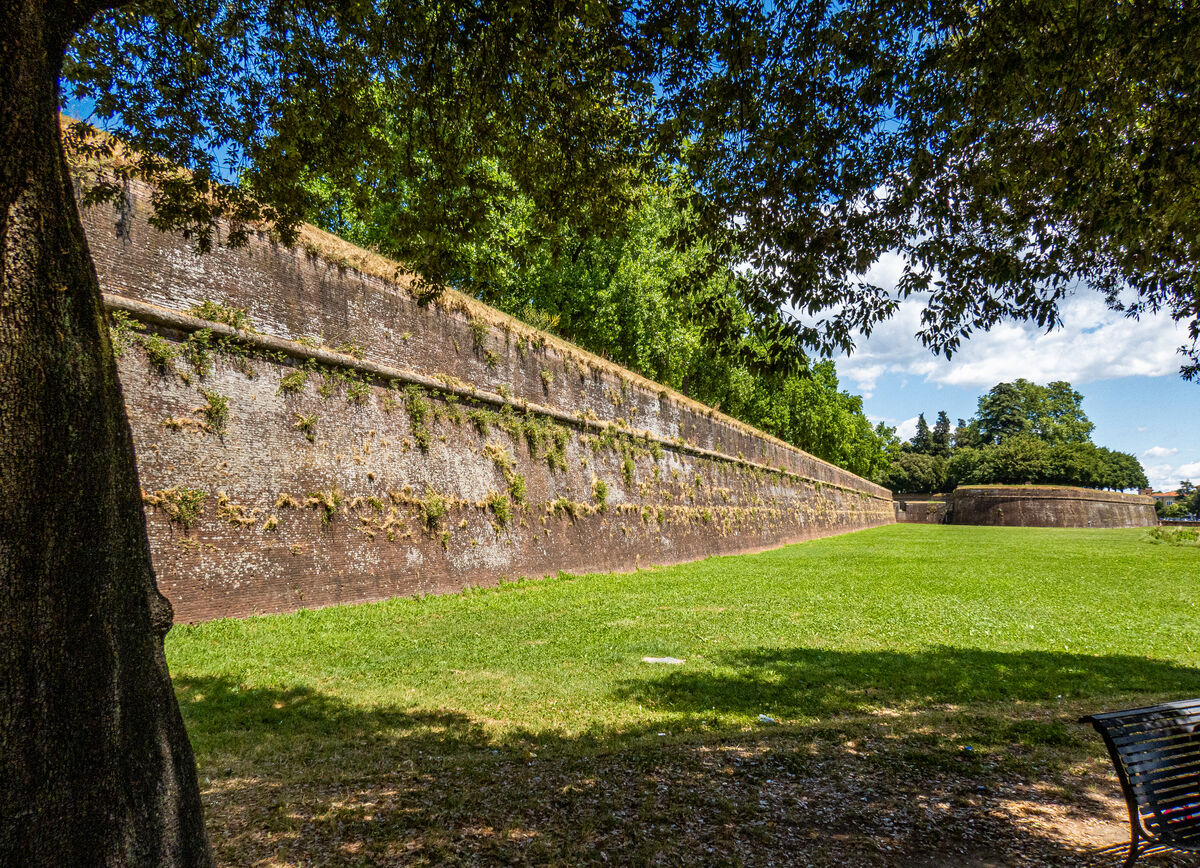 Part of the wall surrounding the original part of ...