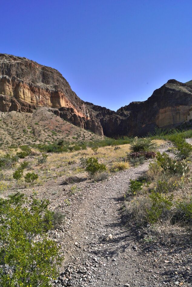 There are no pave paths in Big Bend NP!...