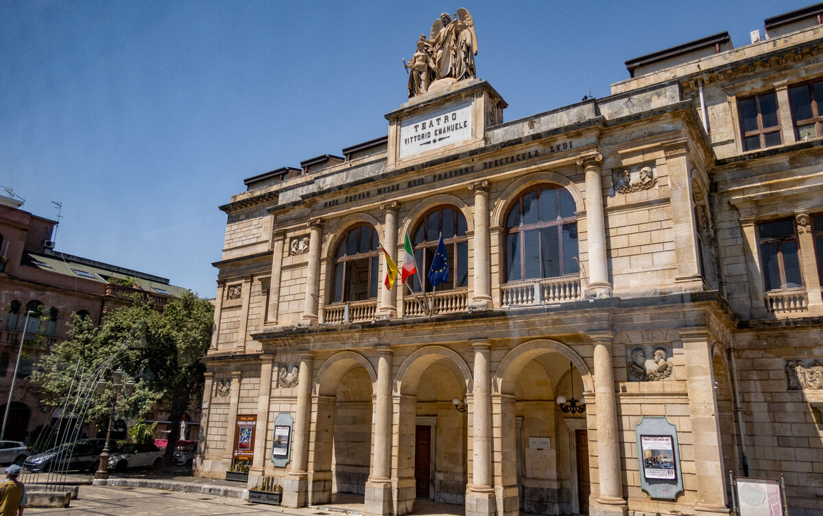 Teatro Vittorio Emanuele II...