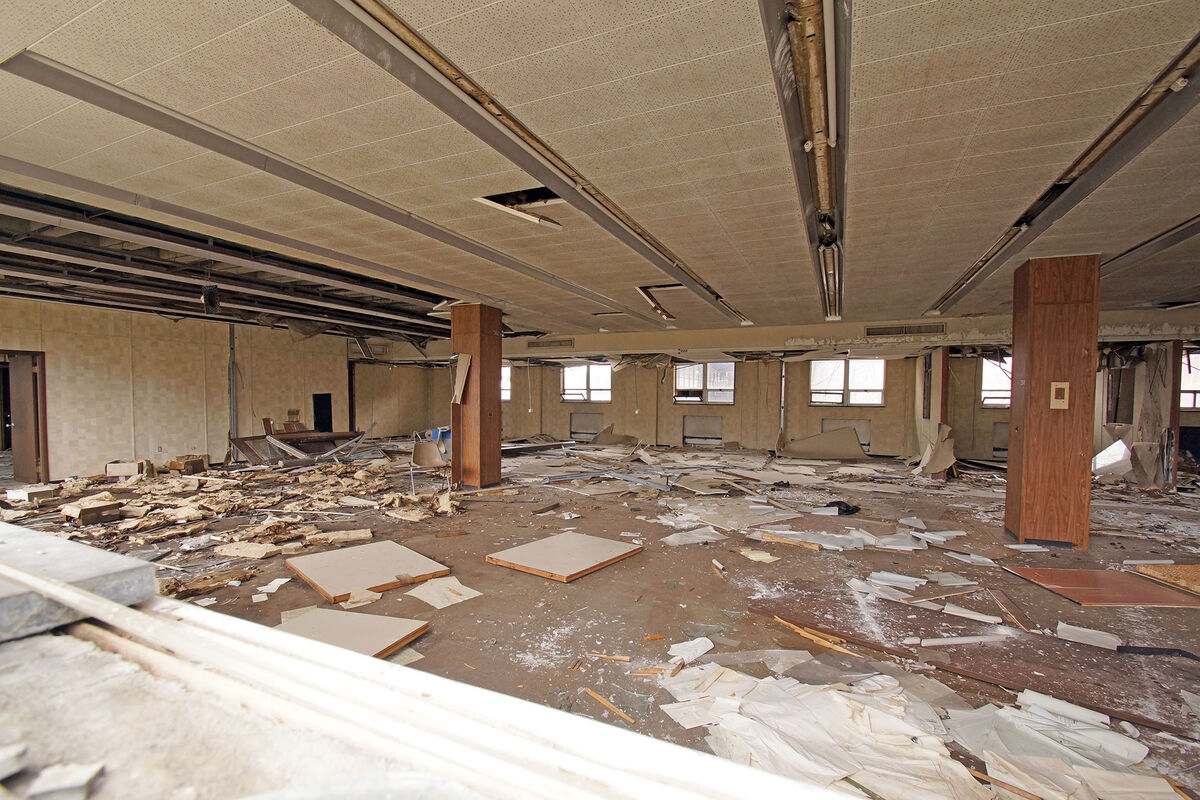 Abandoned - an old office in a building where I ha...