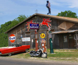 Off I-35 Salado, Texas.  Only time I ever saw anyt...