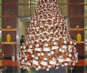 A Christmas Tree made up of Teddy Bears in a hotel...