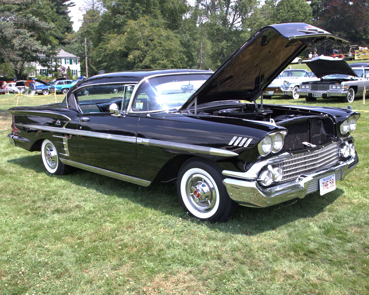 1958 Chevy 348 V8 Motor with 3x2 barrel carburetors/: Classic car meet ...