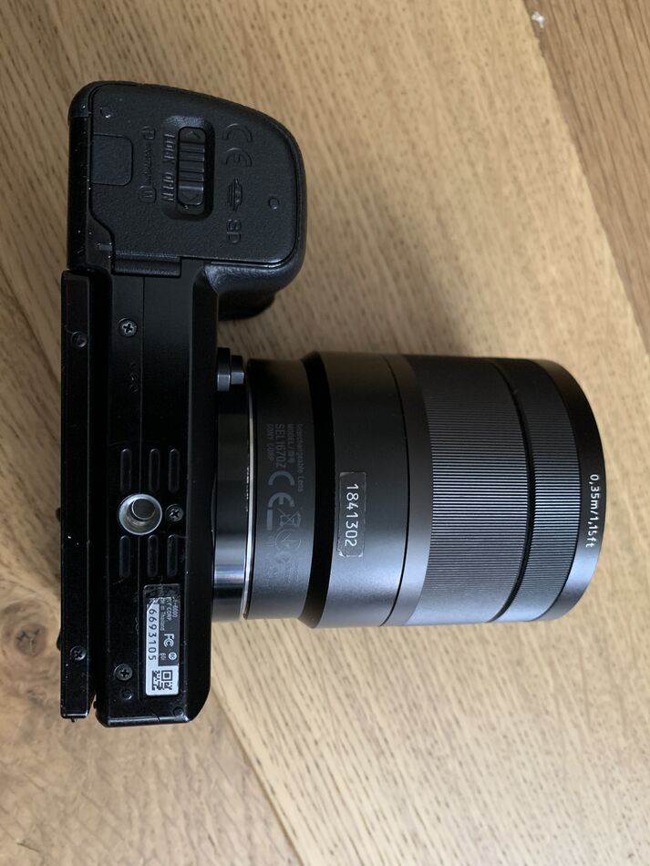 SOLD Sony a6000 Upgraded With Sony/Zeiss 1670mm f4 OSS Lens Asking 650 I have my Sony