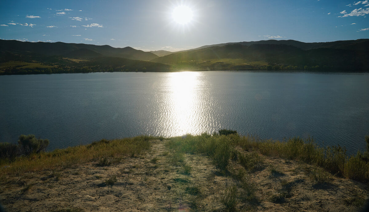 Echo Reservoir: Last week I decided to see how Mirror Lake was doing ...