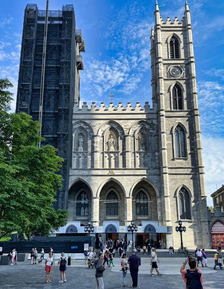 Notre-Dame Basilica: Visiting Montreal last week, had the opportunity ...