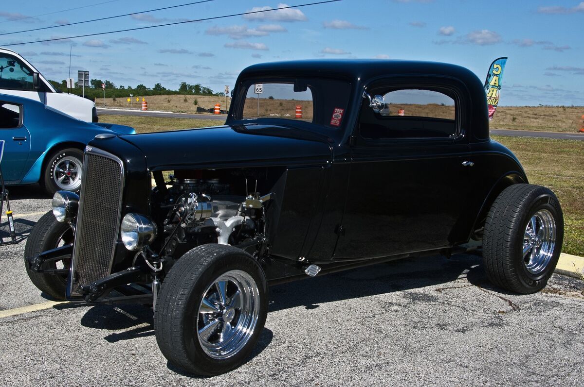 November Cruise-in Part 2: A few more attendees from last weekend's ...
