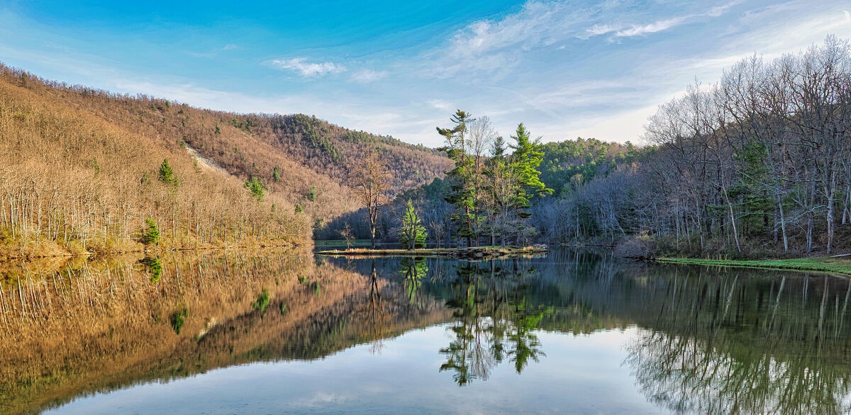 Sherandy Sherando: Sherando Lake Recreation Area is a popular camping and ...